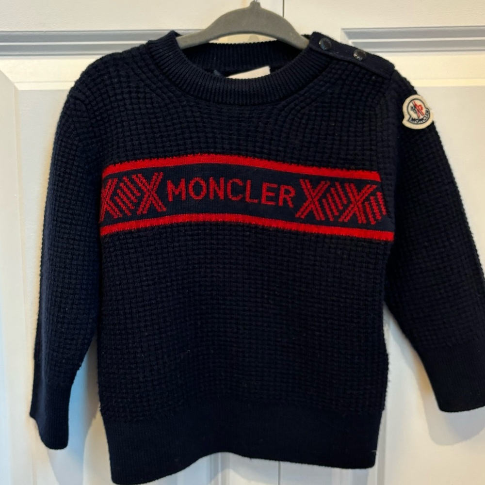 MONCLER- Infant Wool Knit Sweater with Logo in Navy Size 9-12 months.